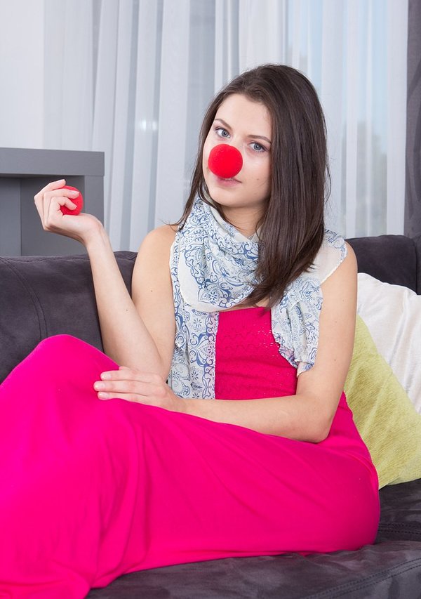 Алиночка, 19 лет, 3 размер груди