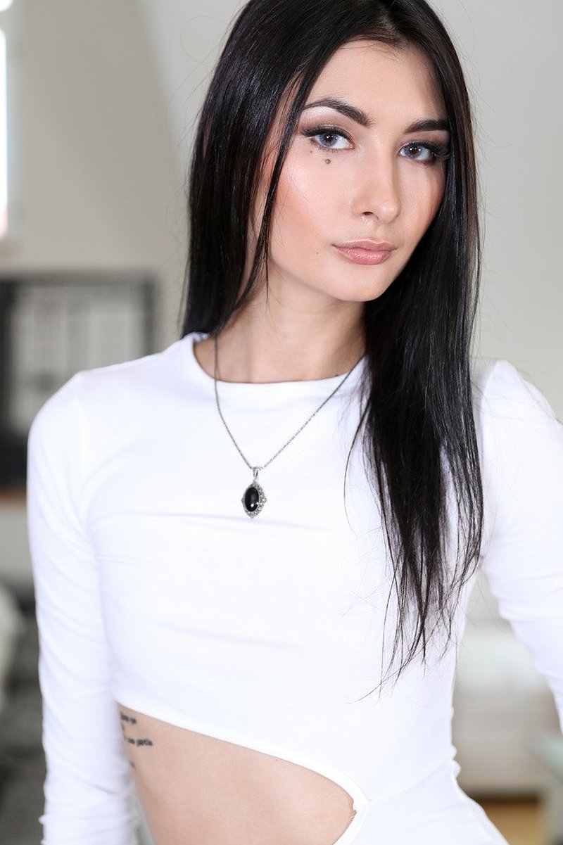 Аида, 18 лет, 1 размер груди